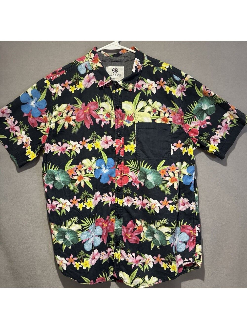 On The Byas Button Down Short Sleeve Shirt Men XL Black Tropical Vacation Beach